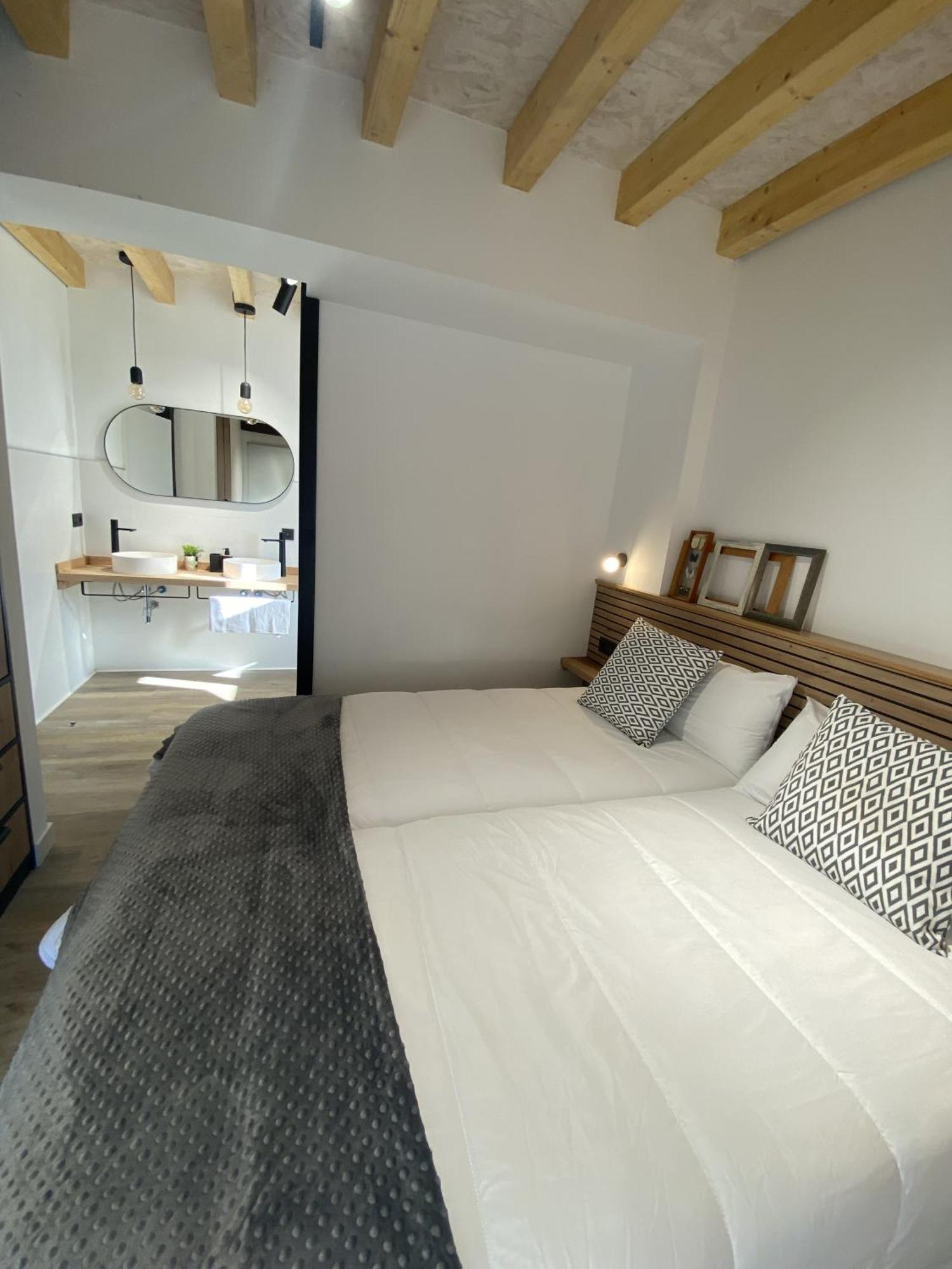 Villa La Casa Del Barbero Torrelavega Esterno foto
