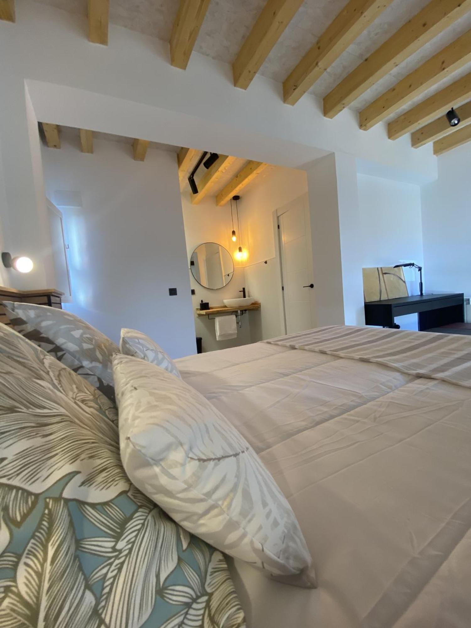 Villa La Casa Del Barbero Torrelavega Esterno foto